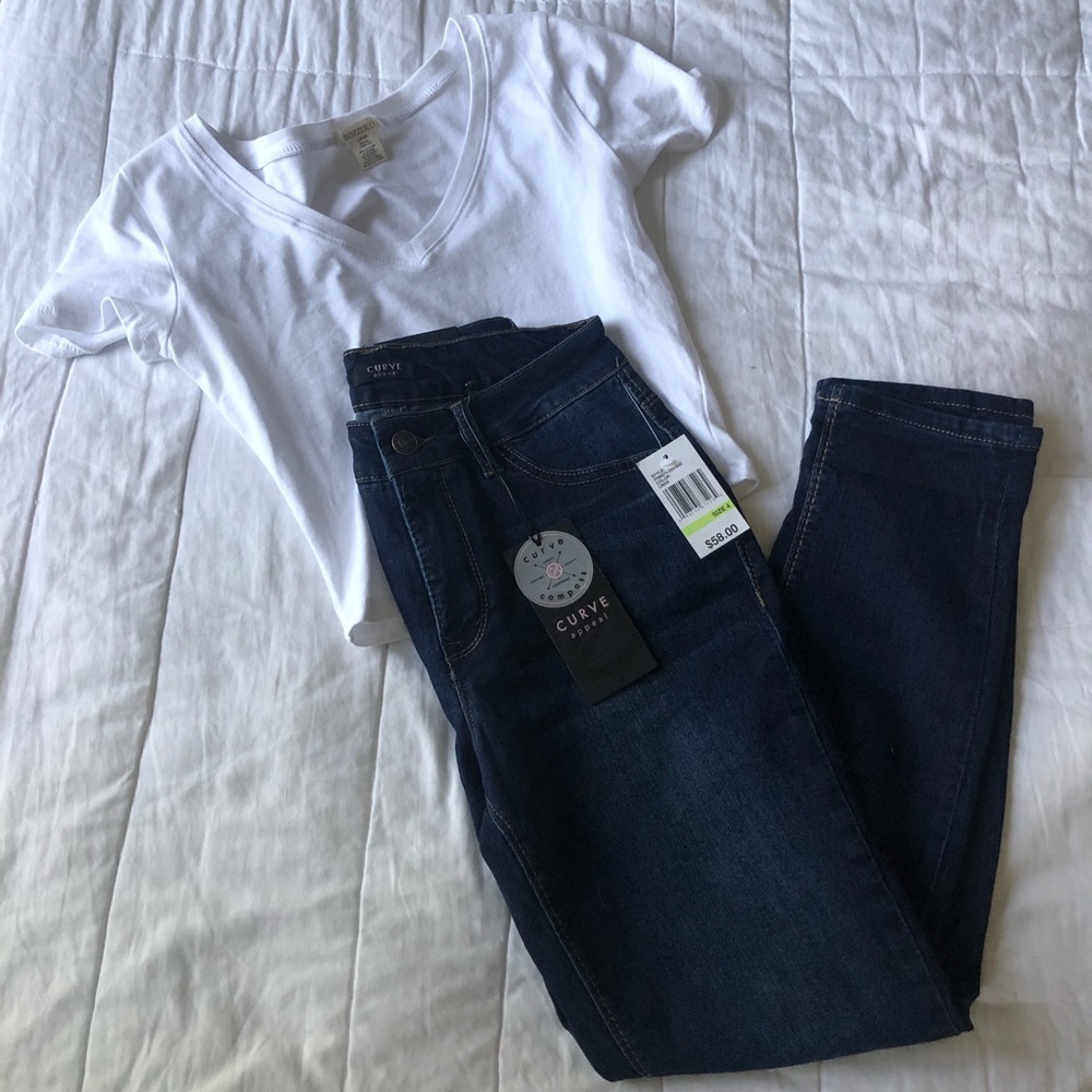 NWT Curve Appeal Dark Wash Jeans